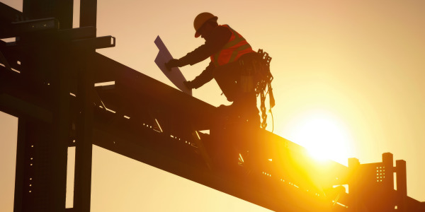 Prevención de accidentes con puentes grúa.